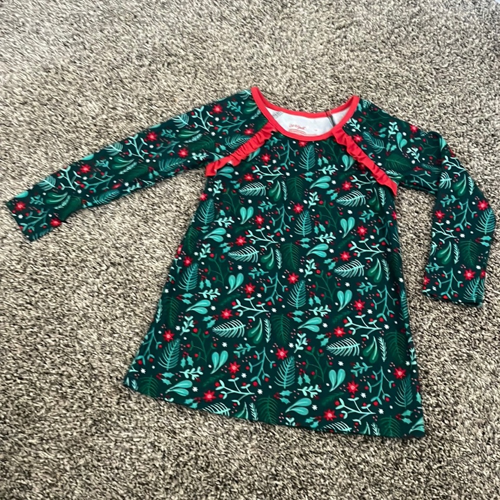 Girl’s Christmas Nightgown